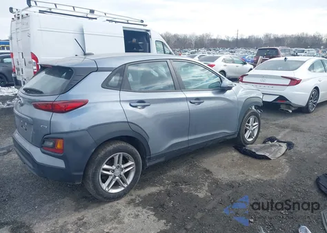 2021 Hyundai Kona Se z USA, uszkodzony, nr VIN KM8K1CAA0MU663500
